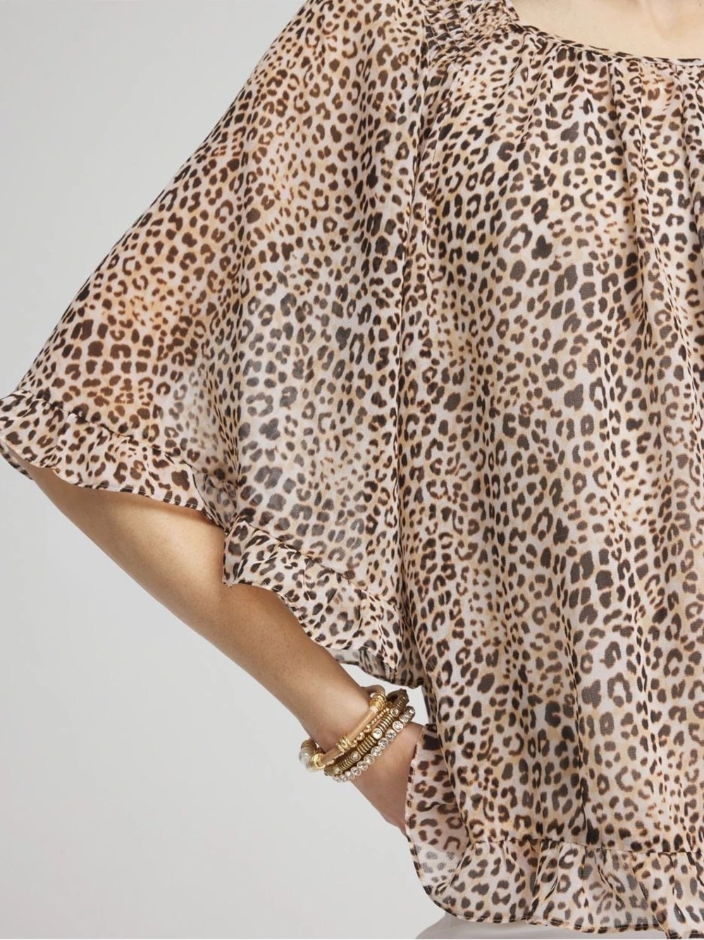 Chico's Leopard Print Ruffle Sleeve Blouse Size M Boho Chic Animal Print Top - Picture 7 of 10